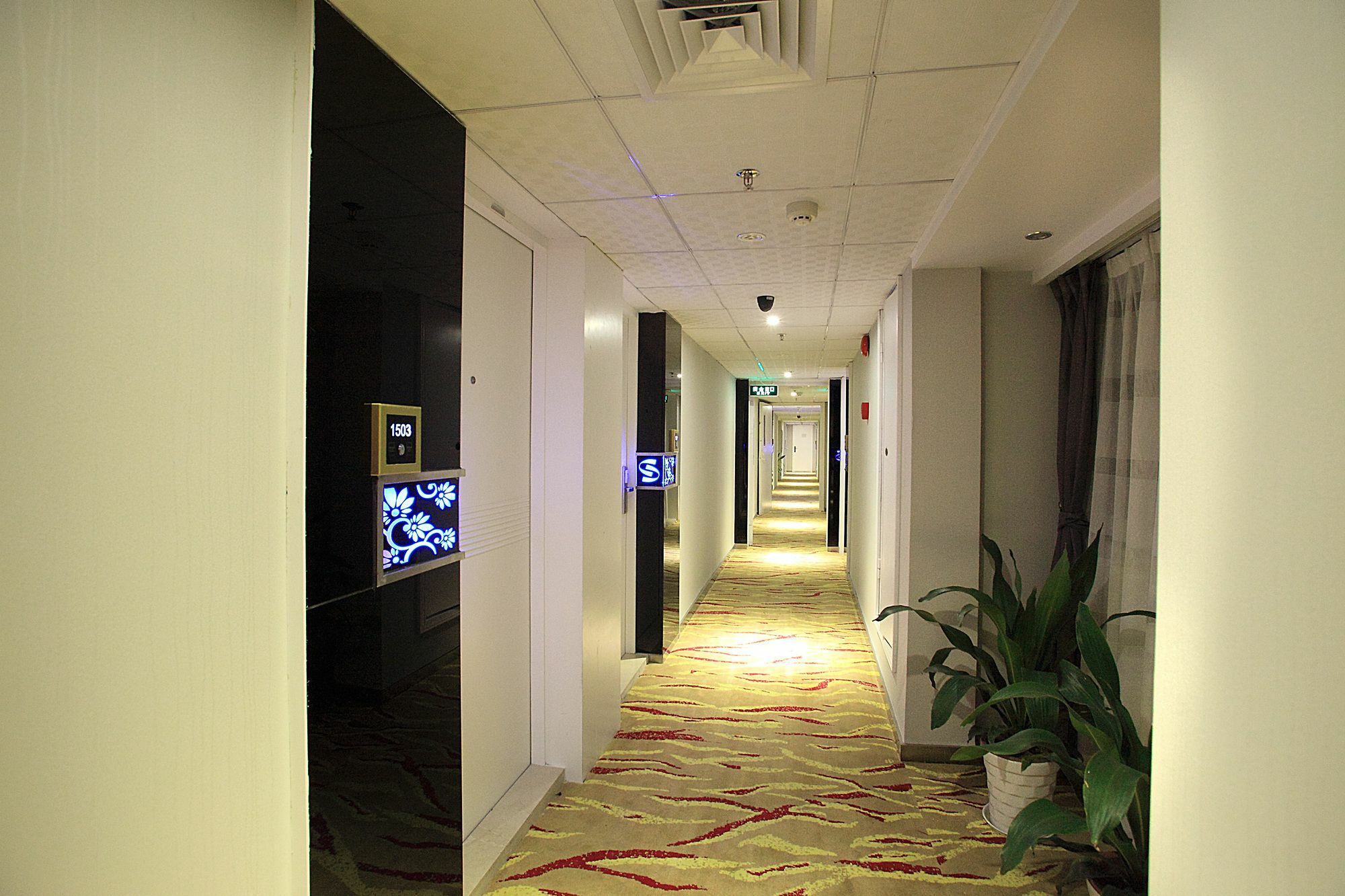 Perthden Hotel Shenzhen Eksteriør billede